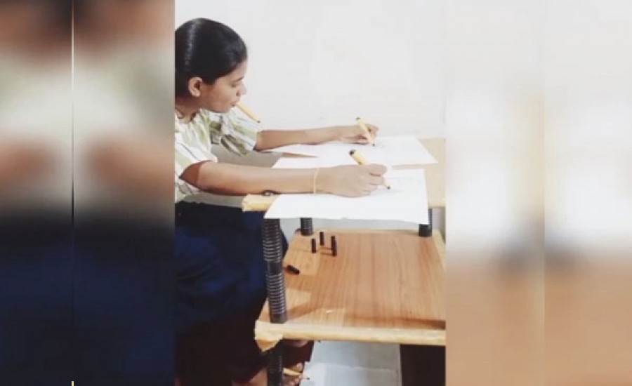 केरल की यह छात्रा अपने हाथों, पैरों और मुंह से बनाती है चित्र